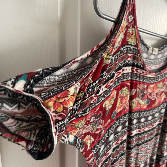 ARM SLIT BLOUSE - Picture 2 of 3